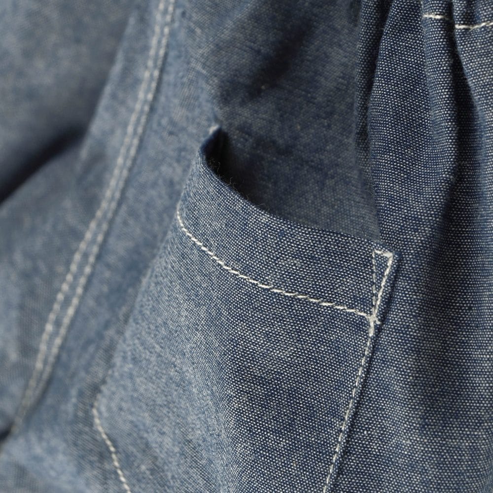 ネイビーブルー