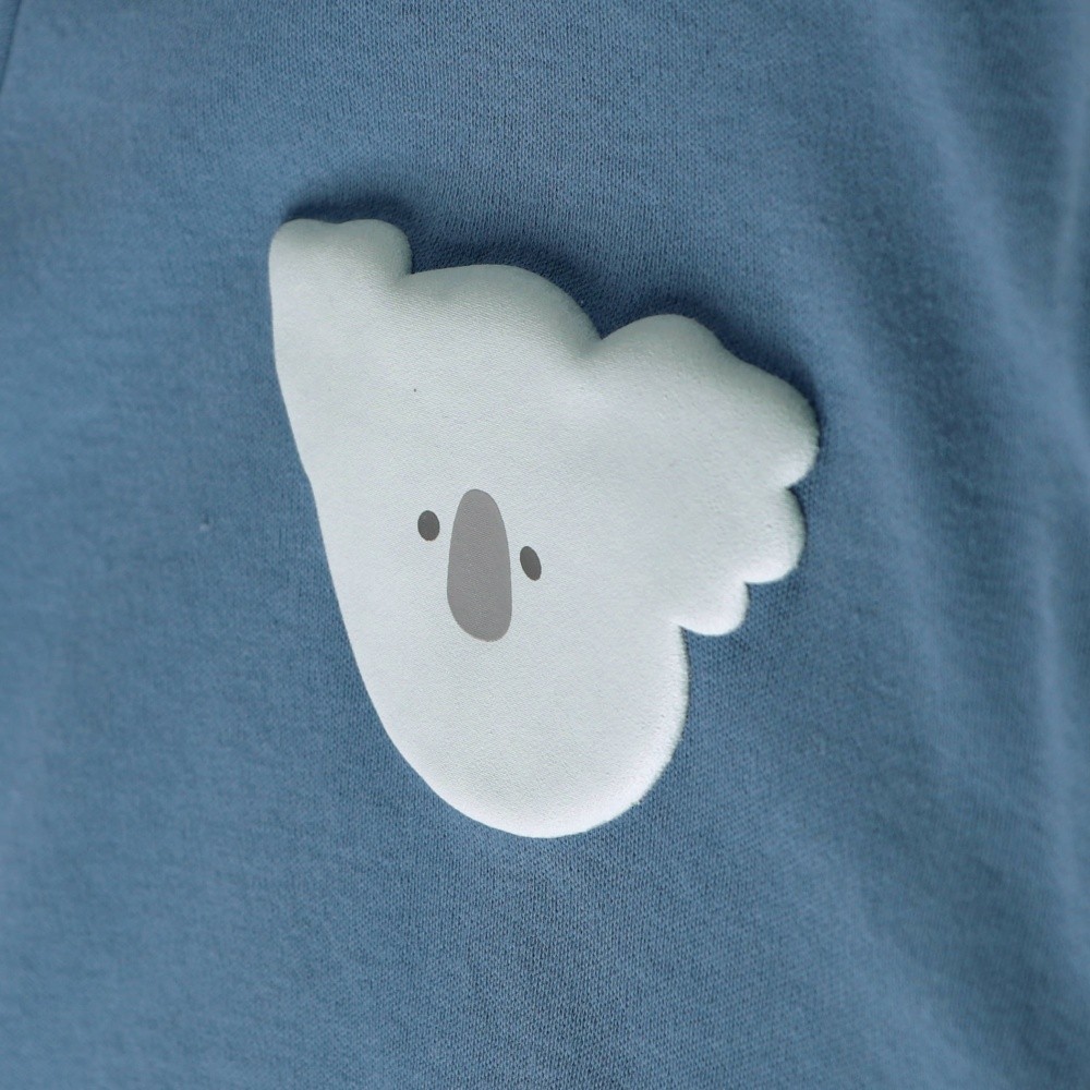 ネイビーブルー