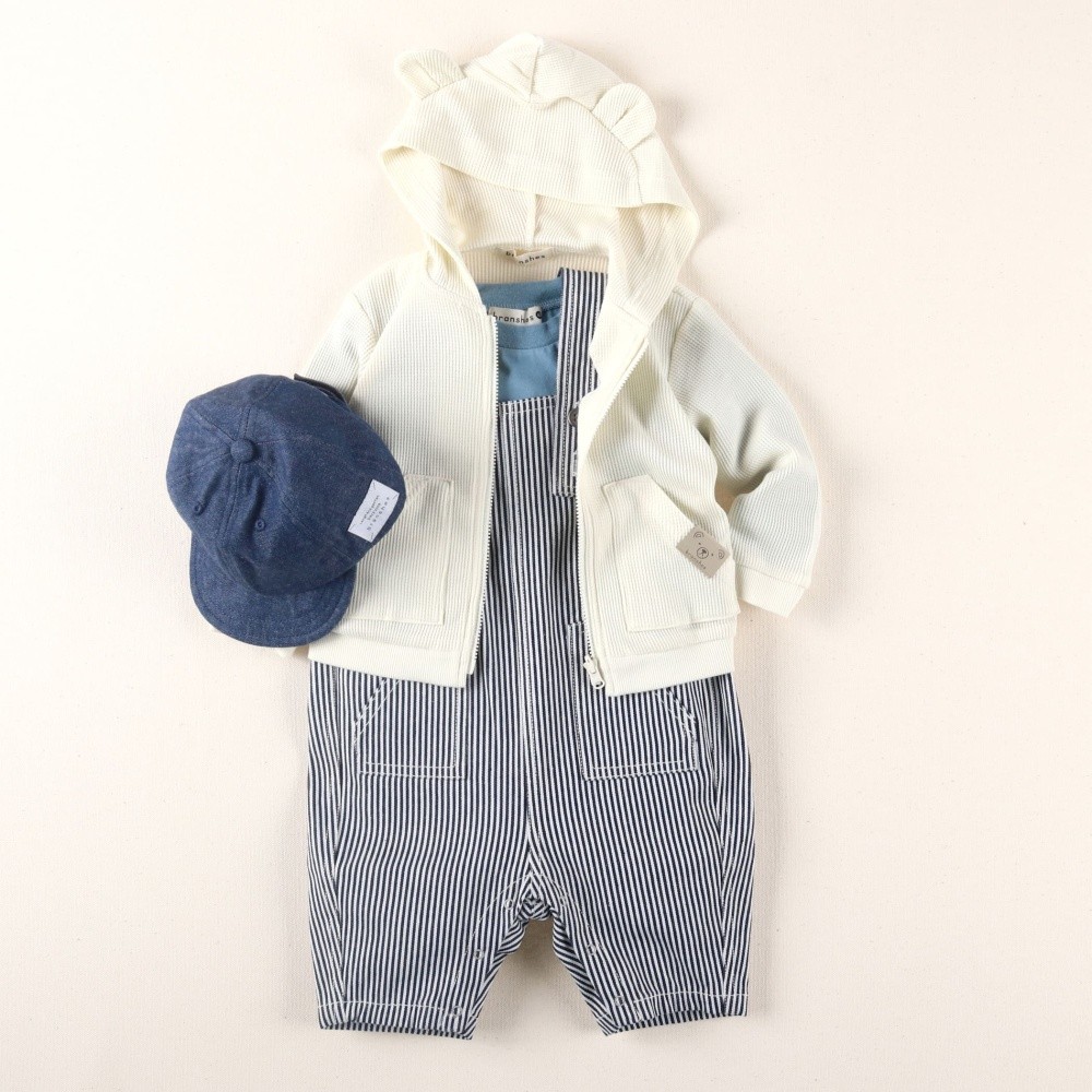 ネイビーブルー