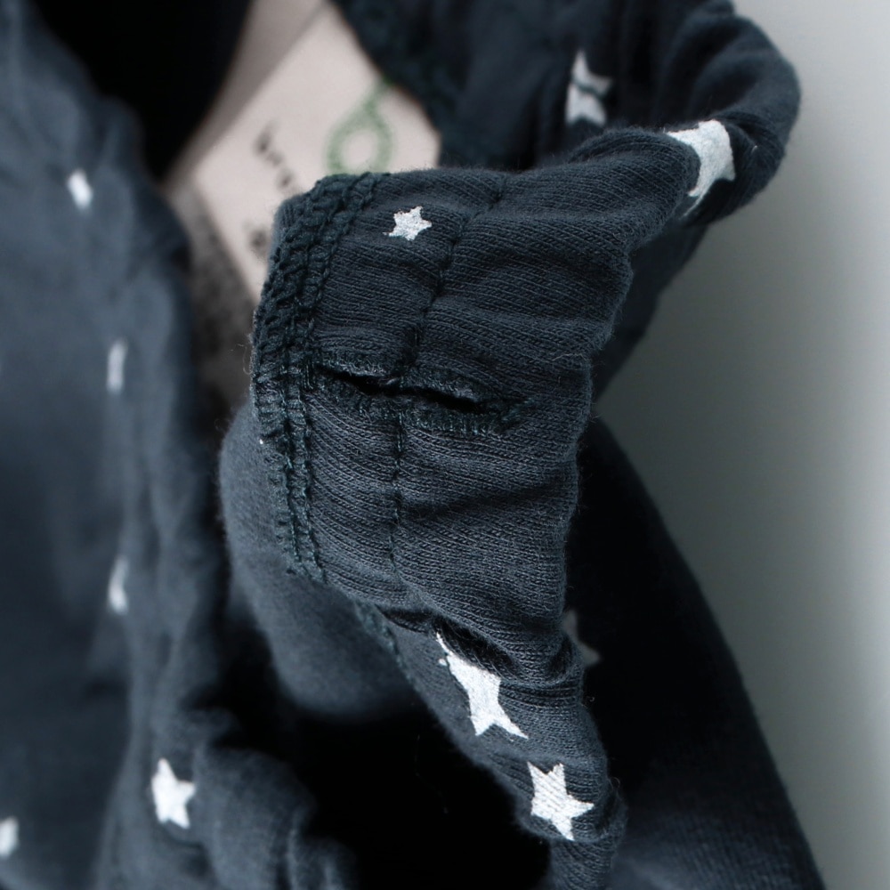 ネイビーブルー