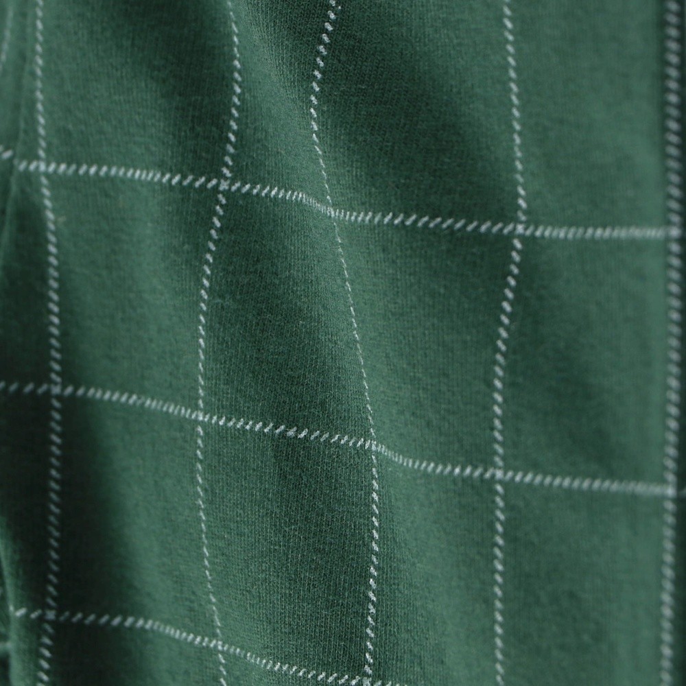 ダークグリーン