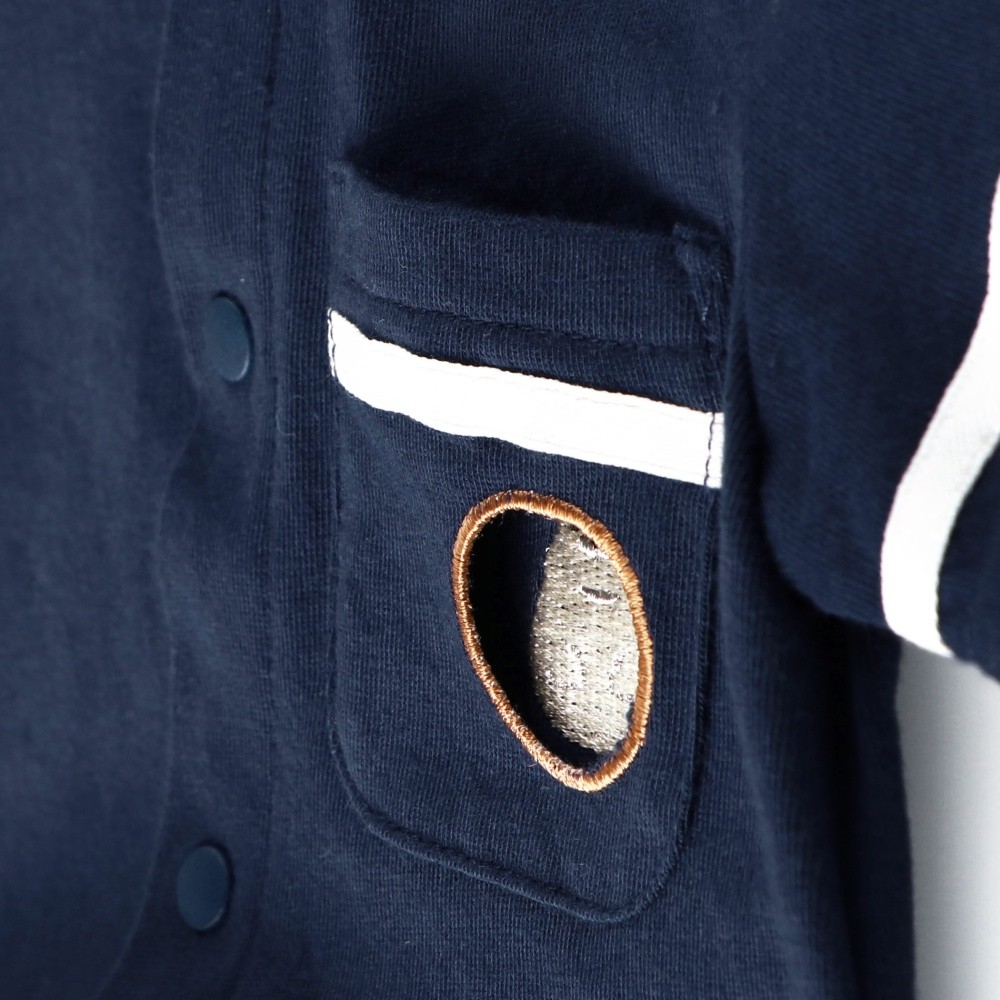 ネイビーブルー