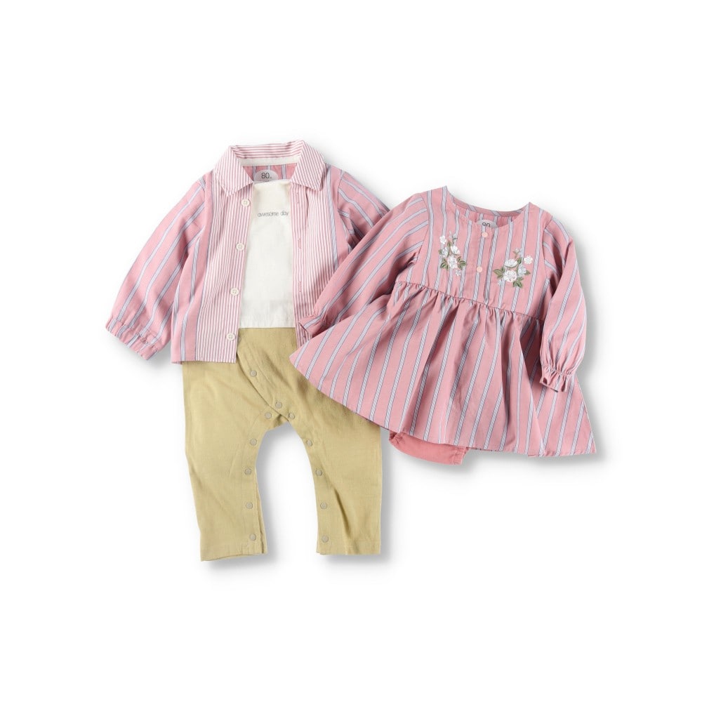 サーモンピンク