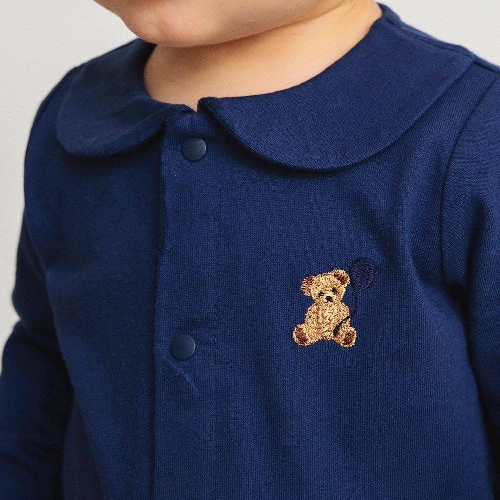 ネイビーブルー