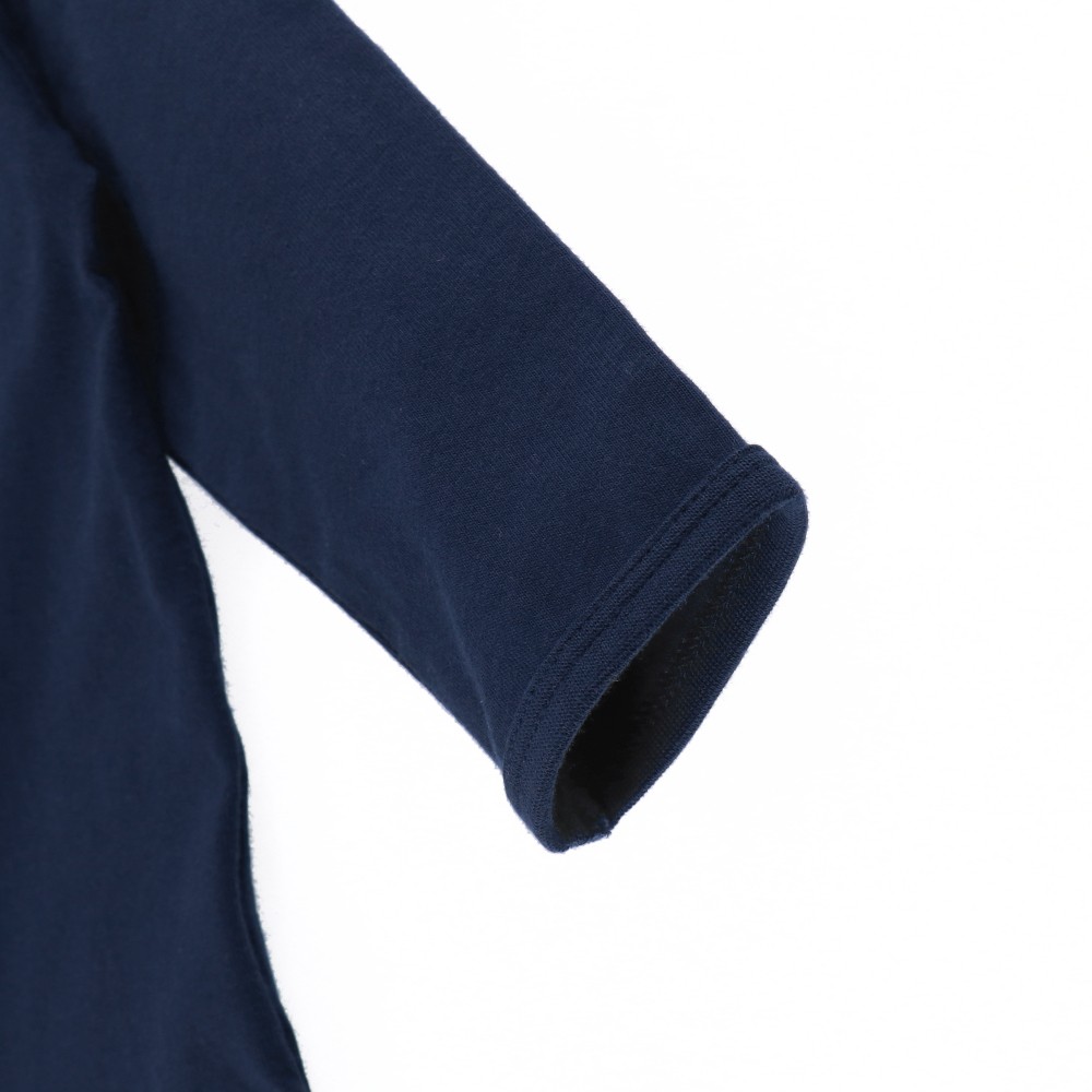 ネイビーブルー