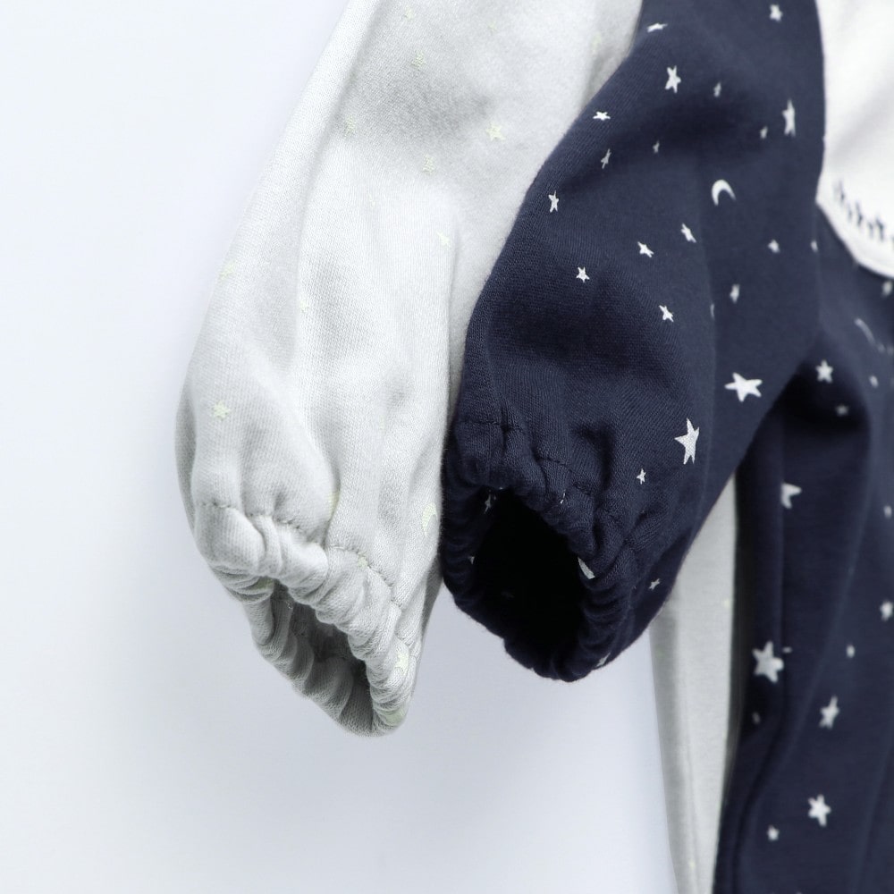 ネイビーブルー