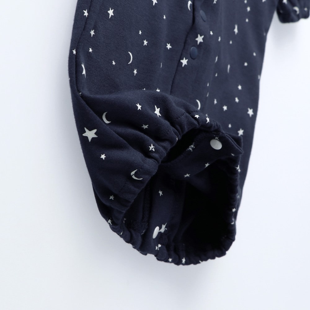 ネイビーブルー