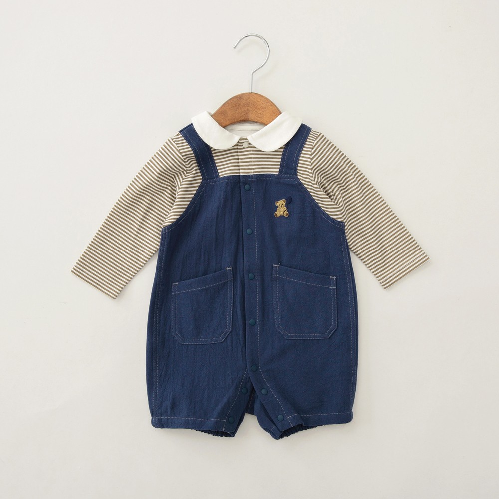 ネイビーブルー