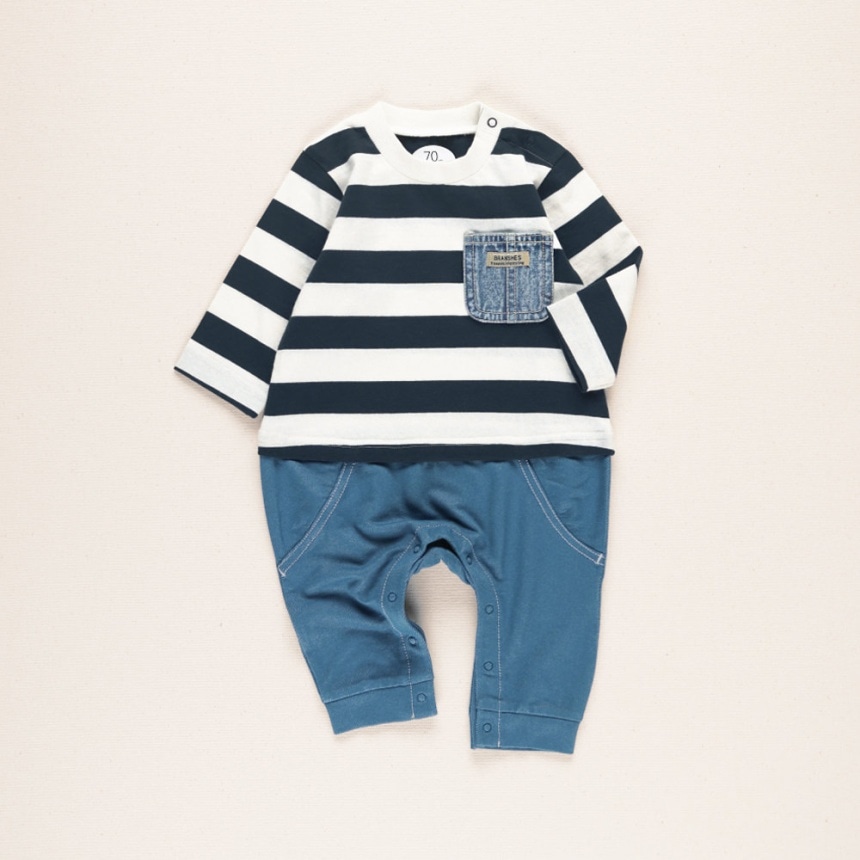 ネイビーブルー