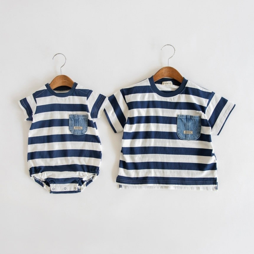 ネイビーブルー