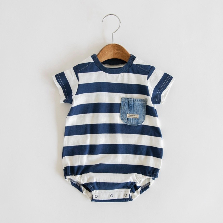 ネイビーブルー