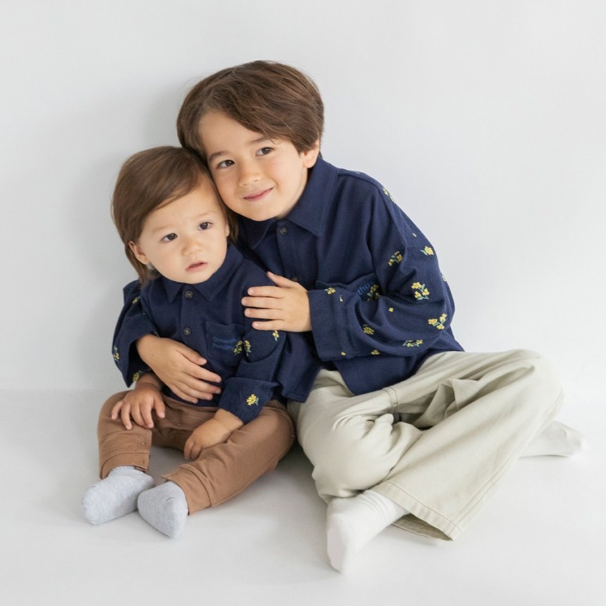 ネイビーブルー