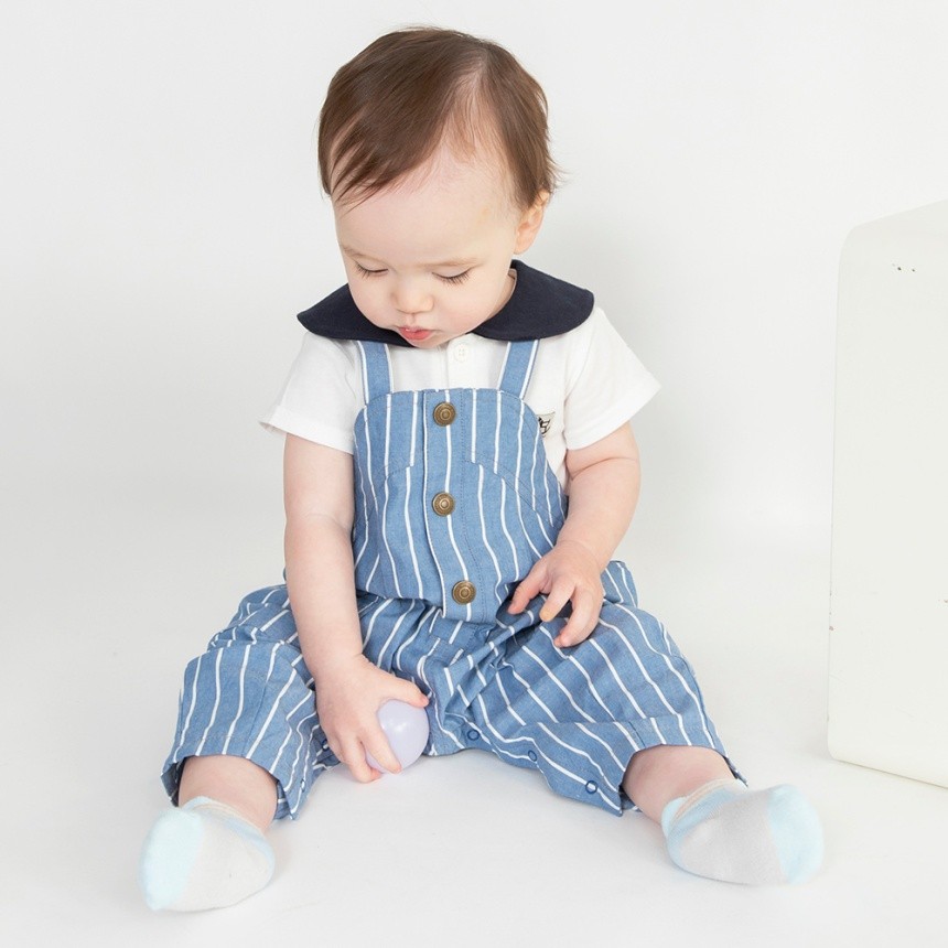 ネイビーブルー