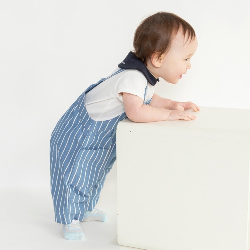 ネイビーブルー