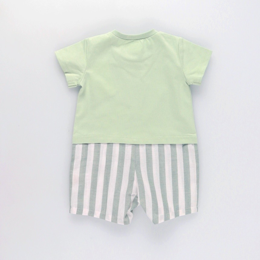 ライトグリーン