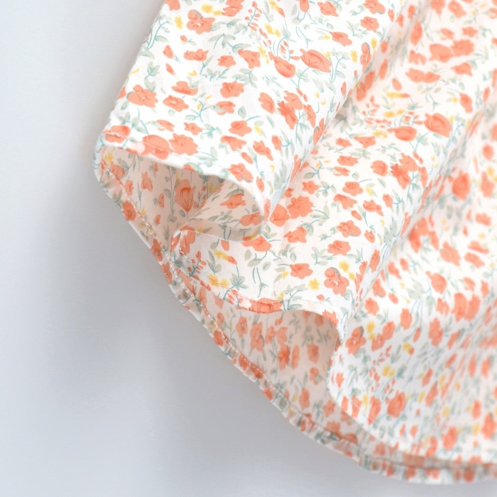 ライトオレンジ