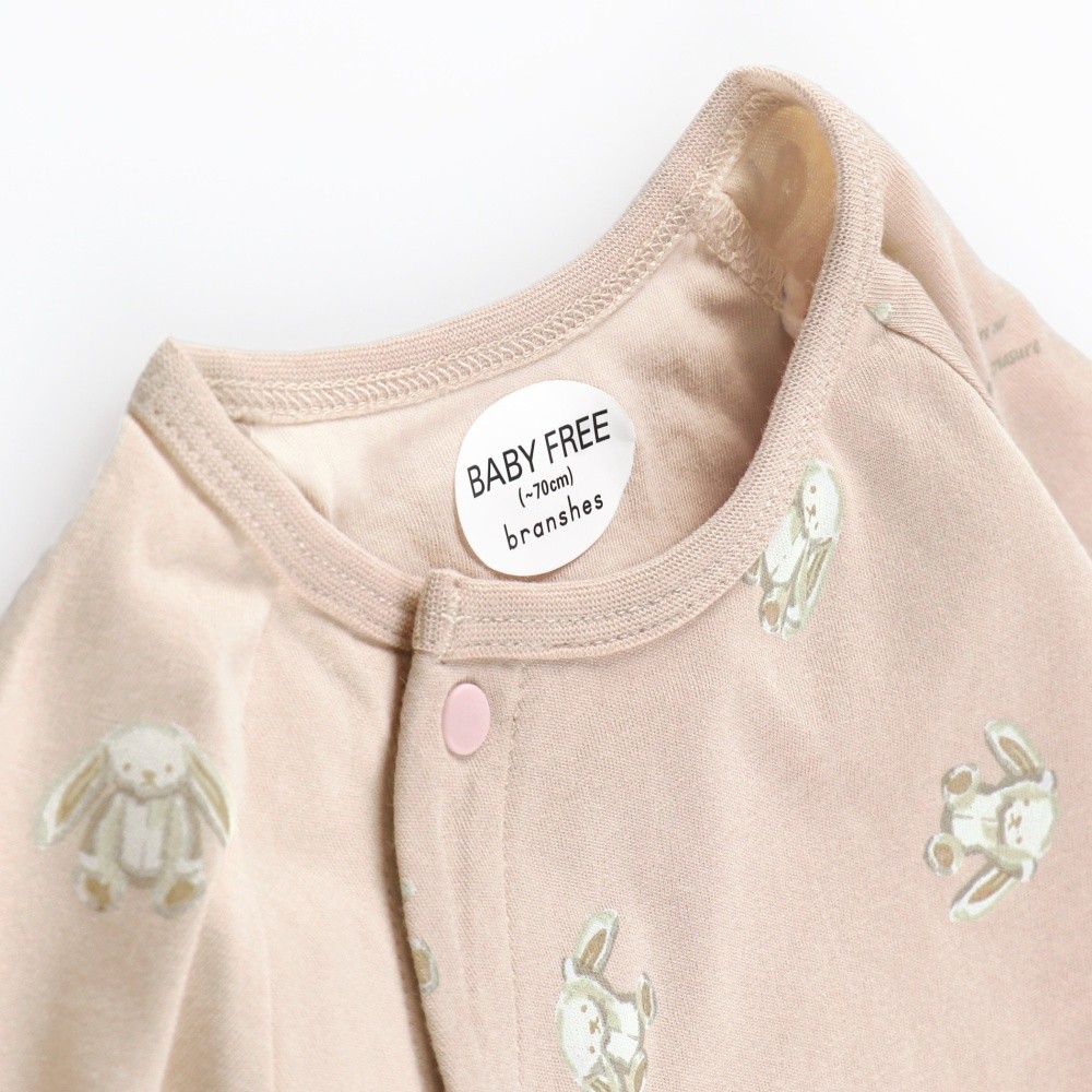 ピンクベージュ