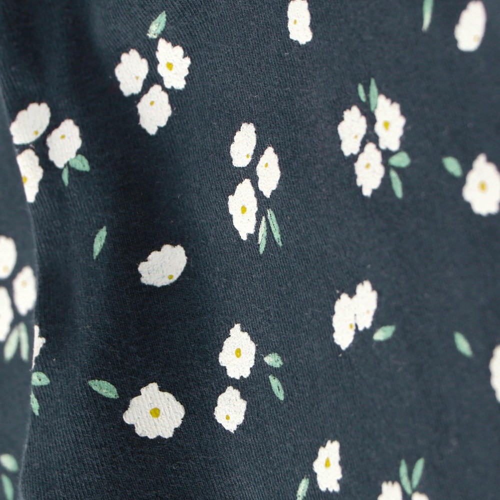 ネイビーブルー