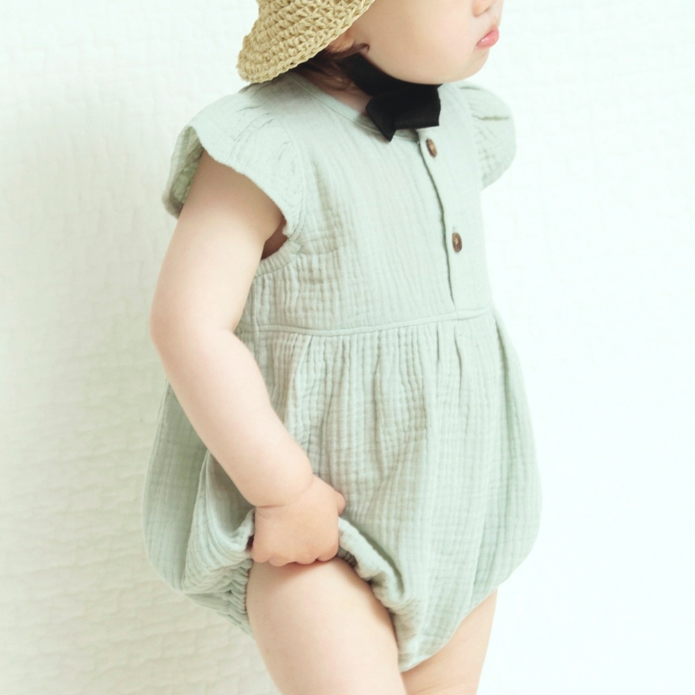 ライトグリーン