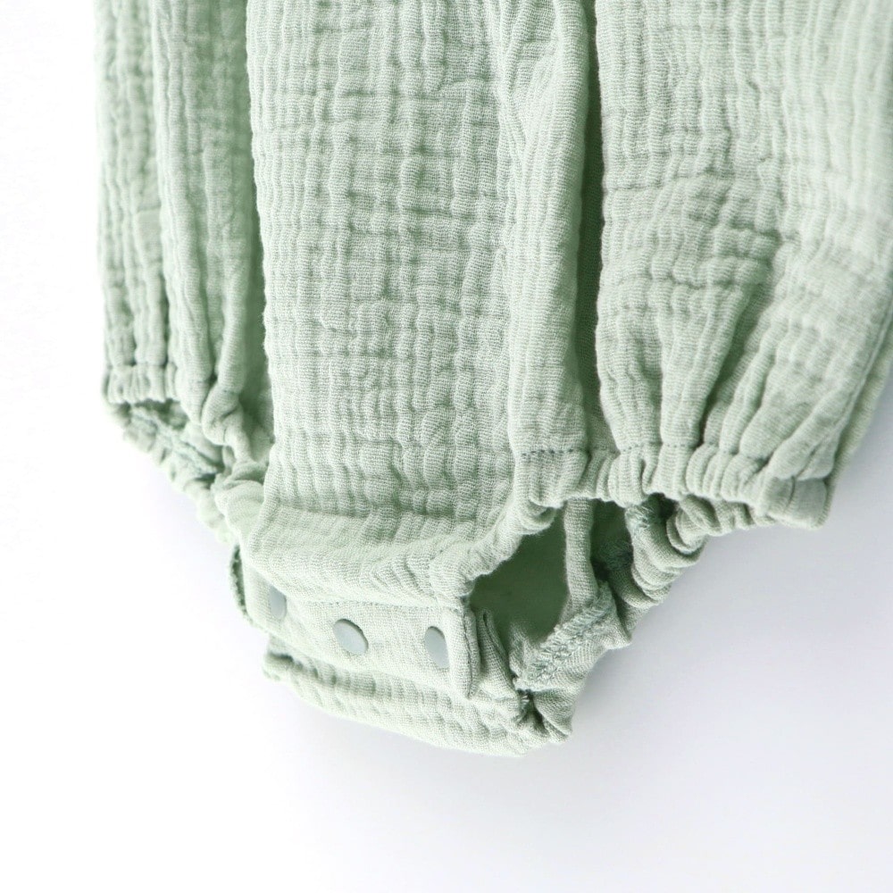 ライトグリーン