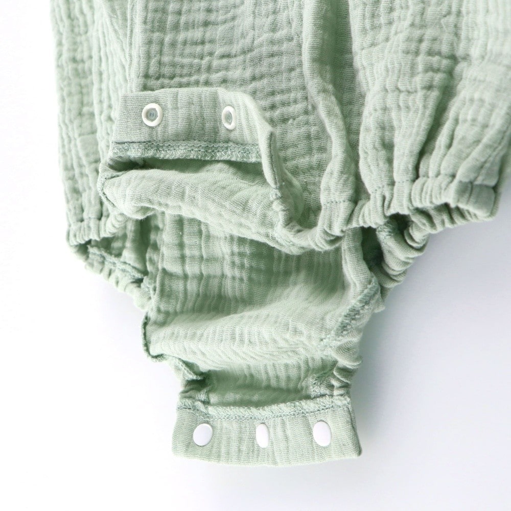 ライトグリーン