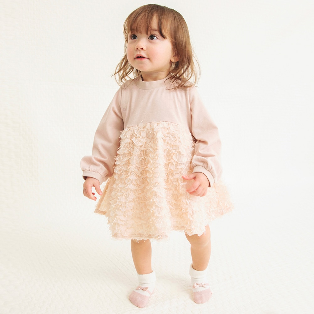 ピンクベージュ