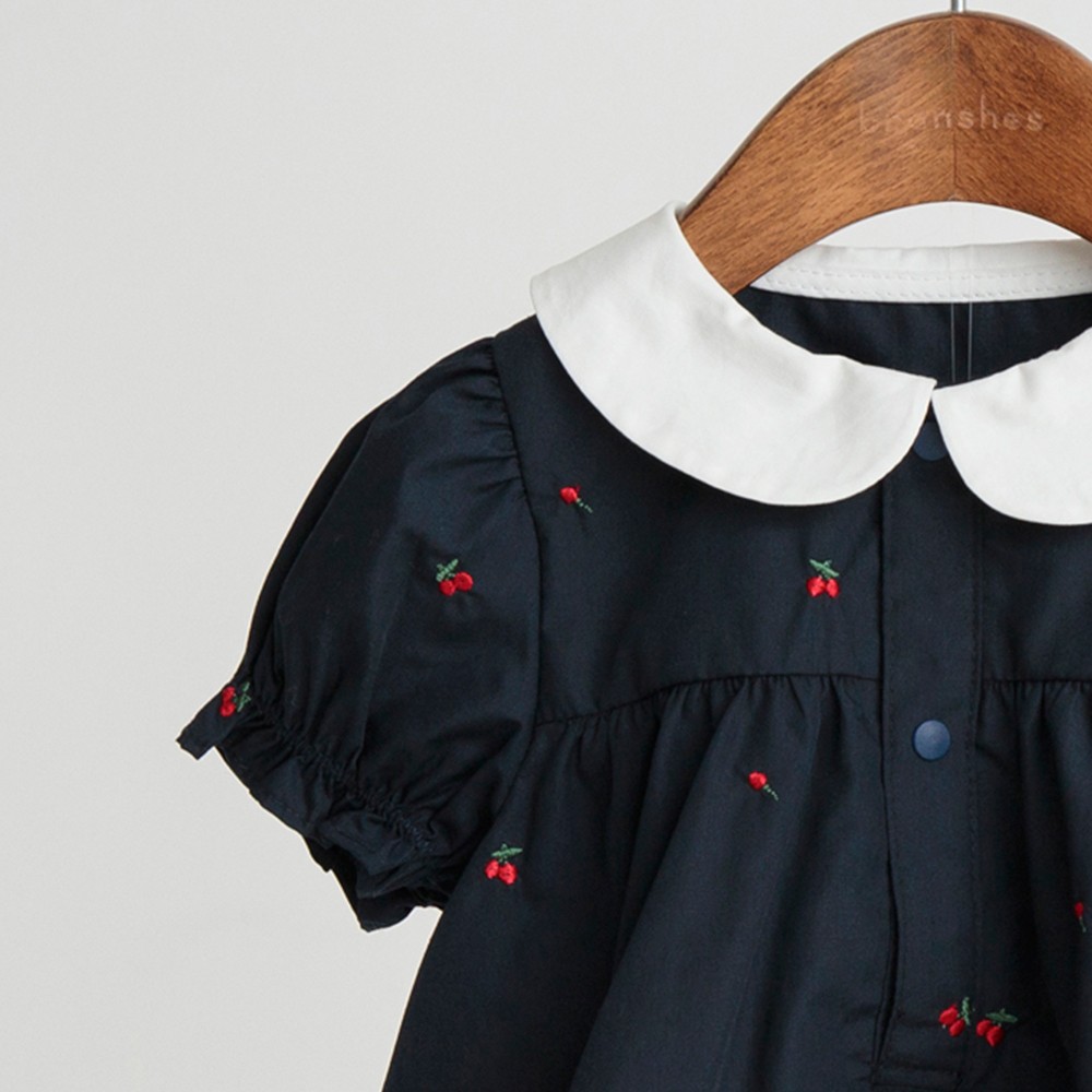 ネイビーブルー