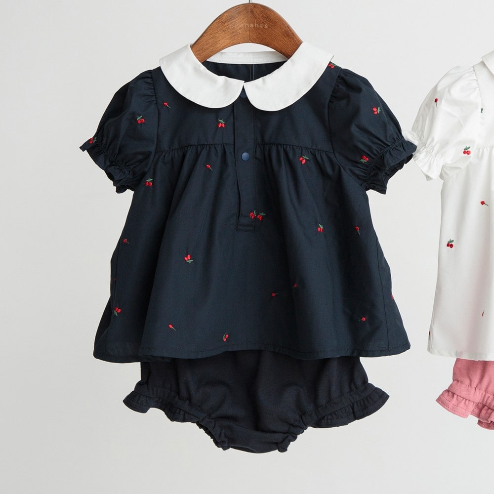 ネイビーブルー