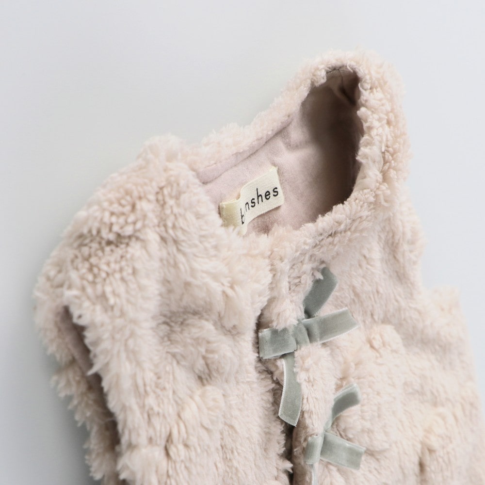 ピンクベージュ