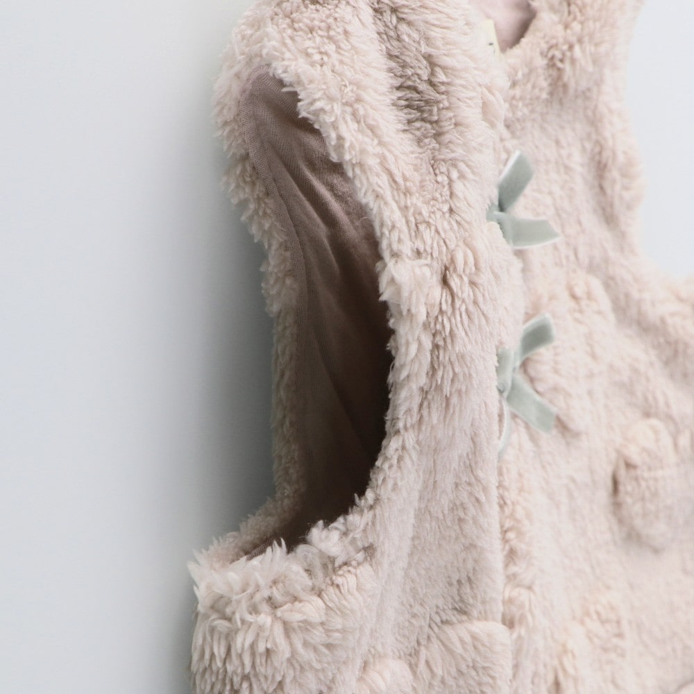 ピンクベージュ