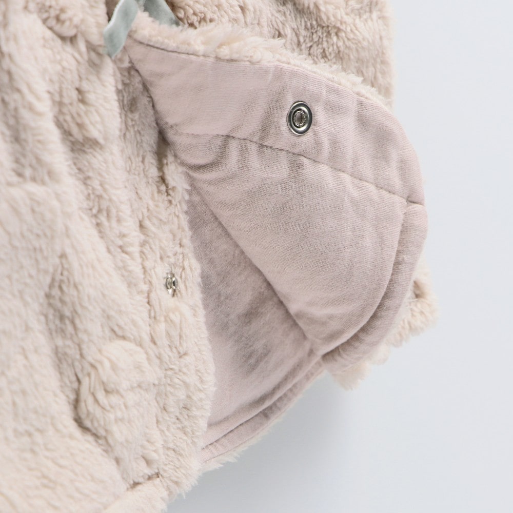 ピンクベージュ