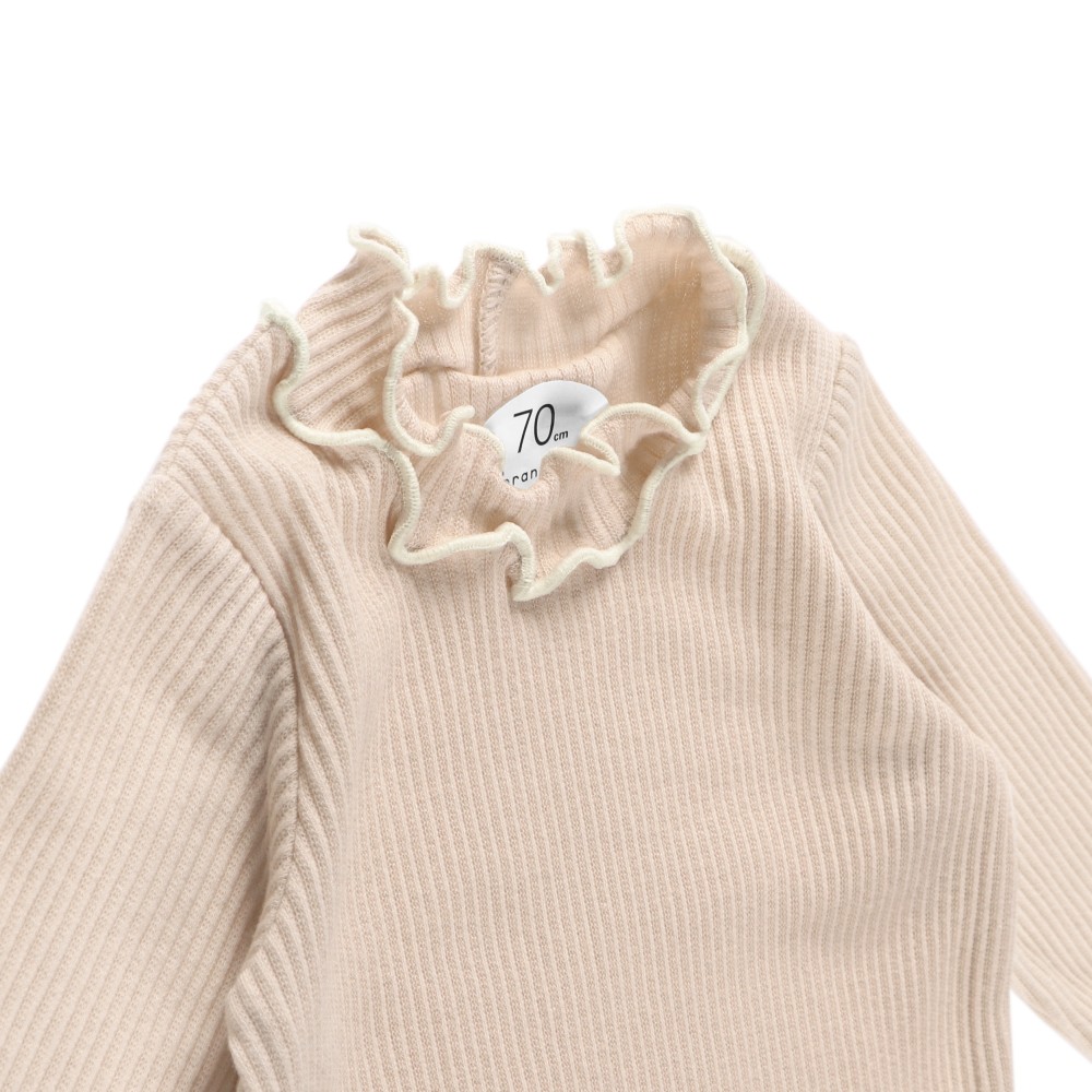 ピンクベージュ