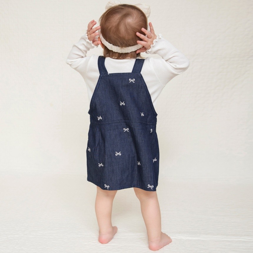 ネイビーブルー