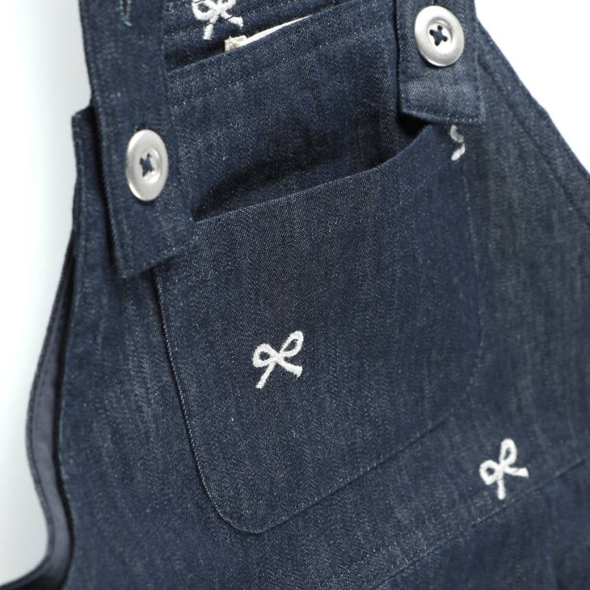 ネイビーブルー