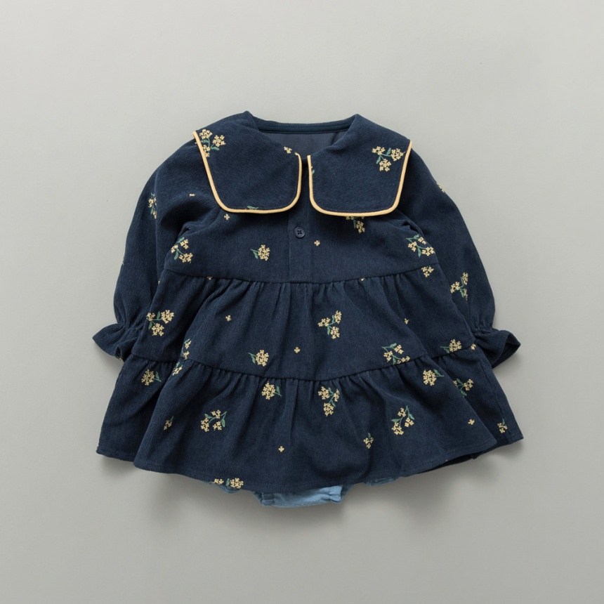 ネイビーブルー