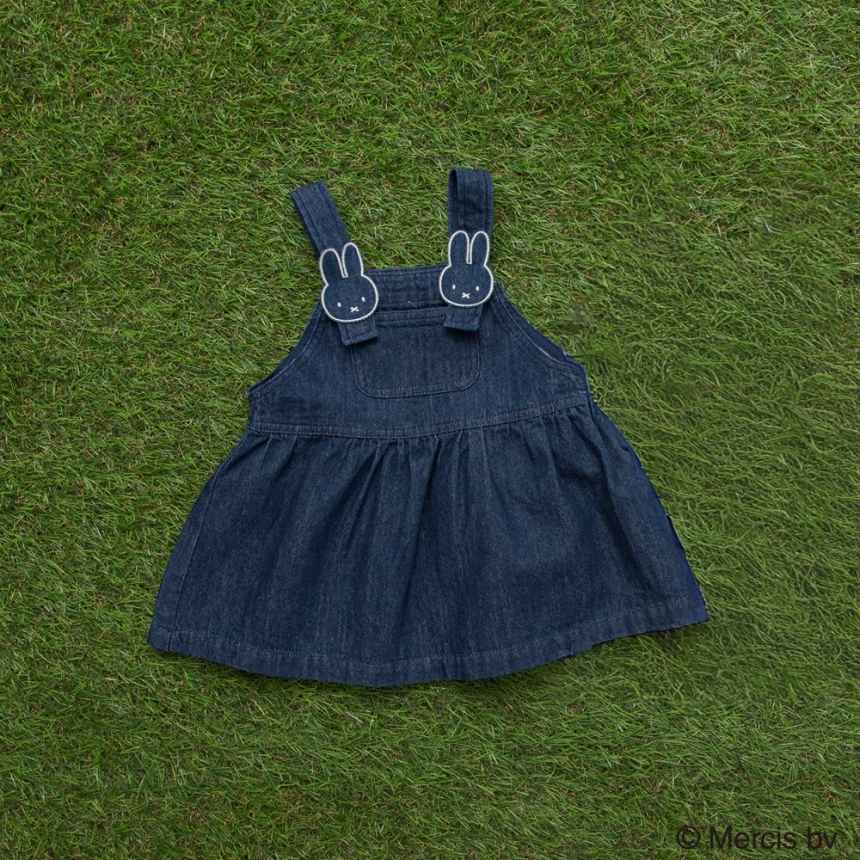 ネイビーブルー