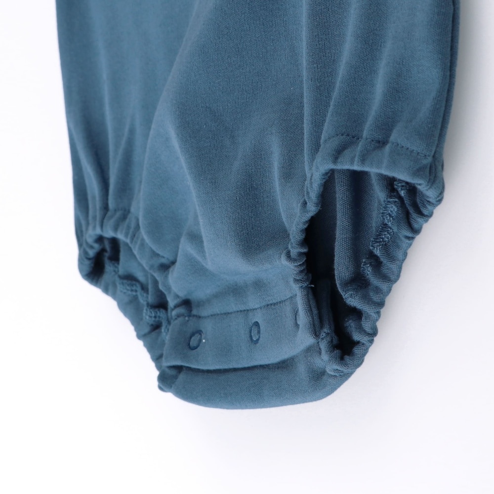 ネイビーブルー