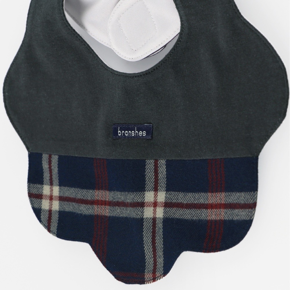 チャコールグレー