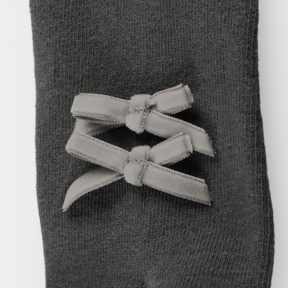 チャコールグレー