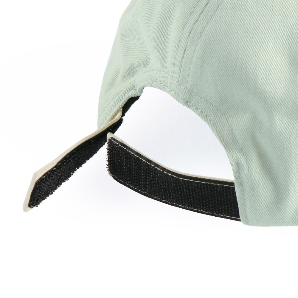 ライトグリーン