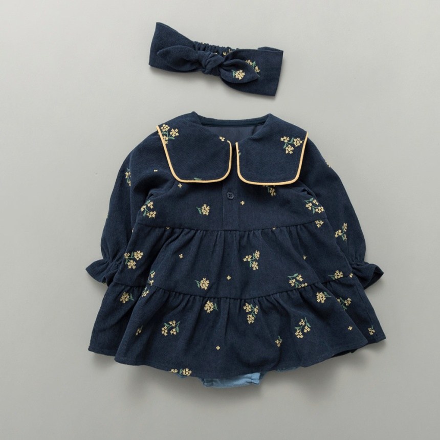 ネイビーブルー