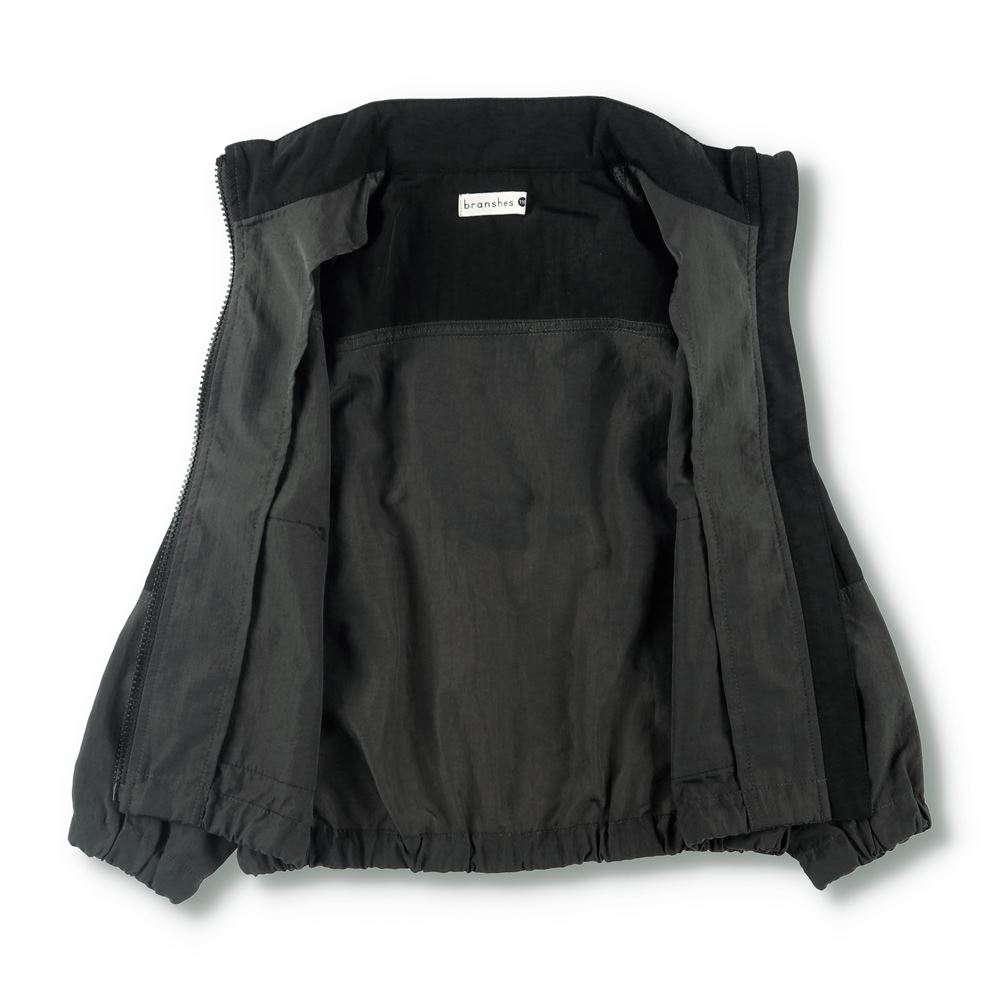 チャコールグレー