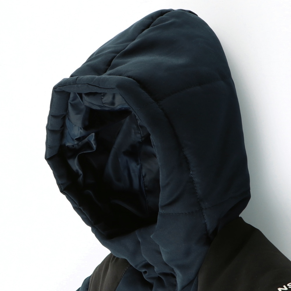 ネイビーブルー