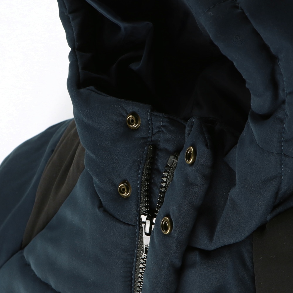 ネイビーブルー