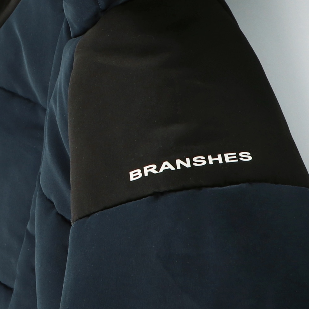 ネイビーブルー