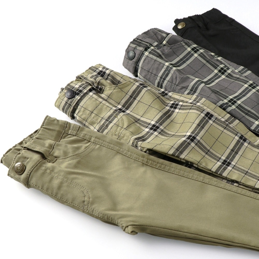 ライトベージュ