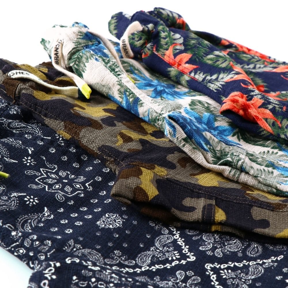 ネイビーブルー