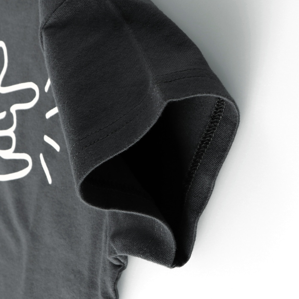 チャコールグレー