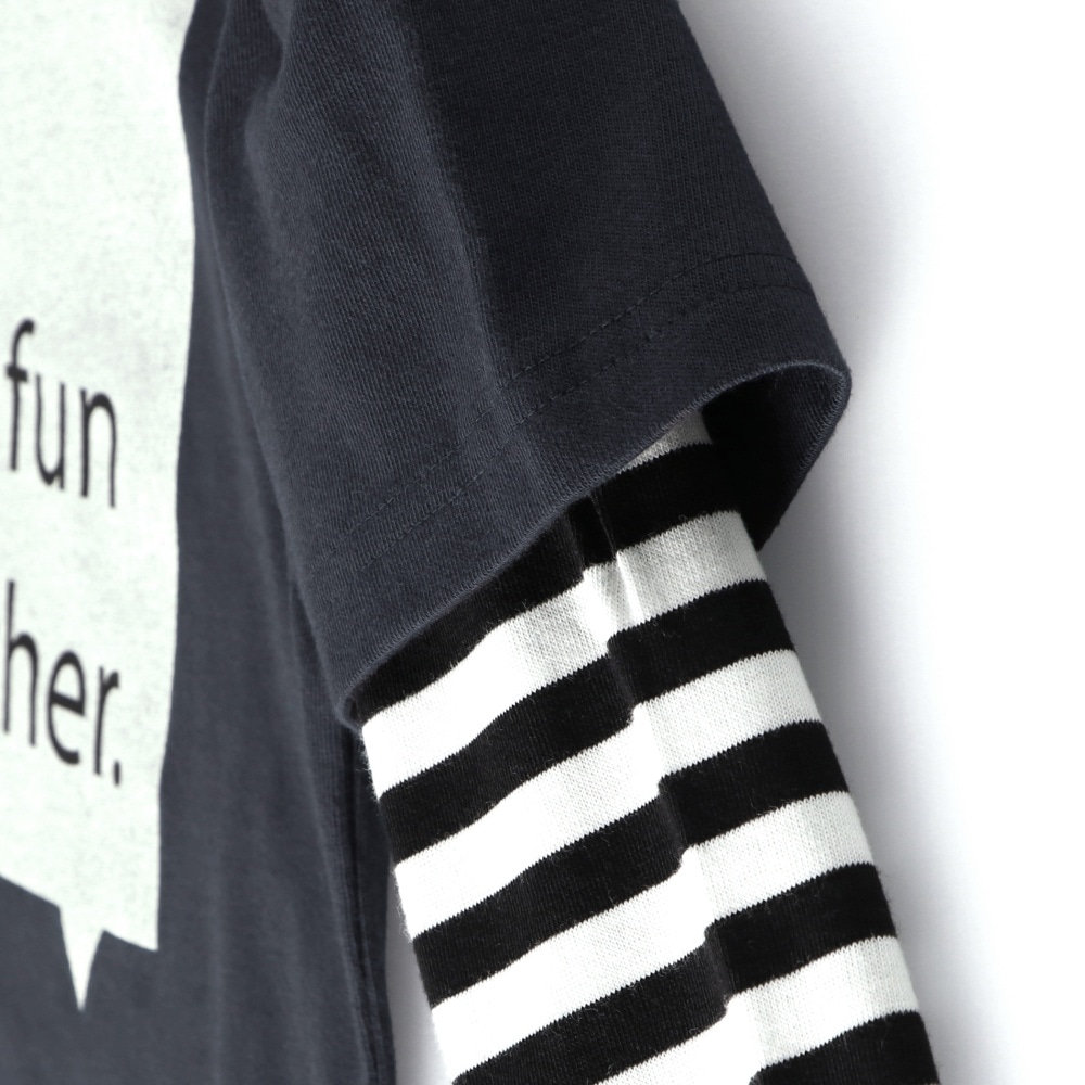 チャコールグレー