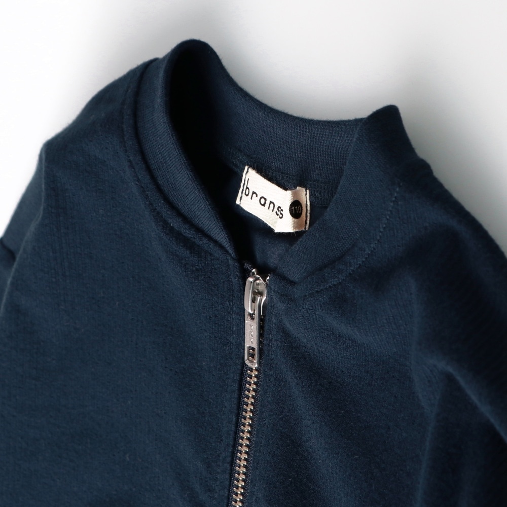 ネイビーブルー